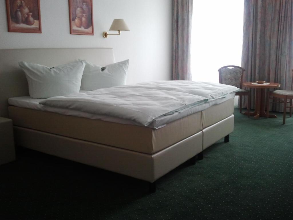 Hotel Evabrunnen Bischofswerda Habitación foto